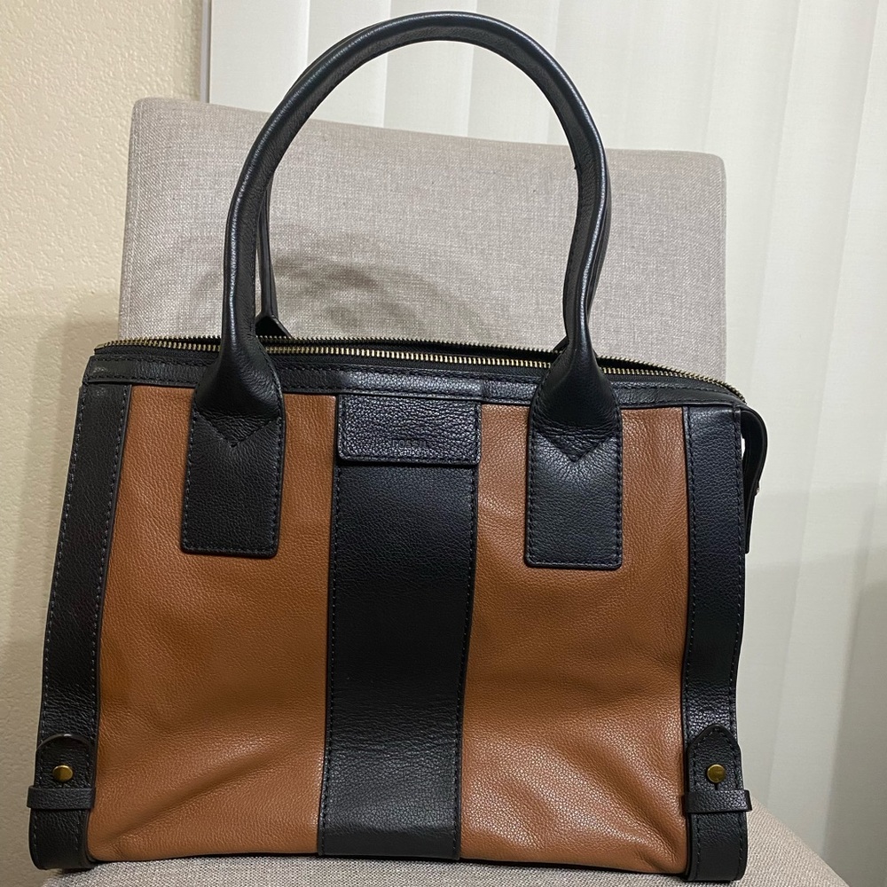 Fossil handbag